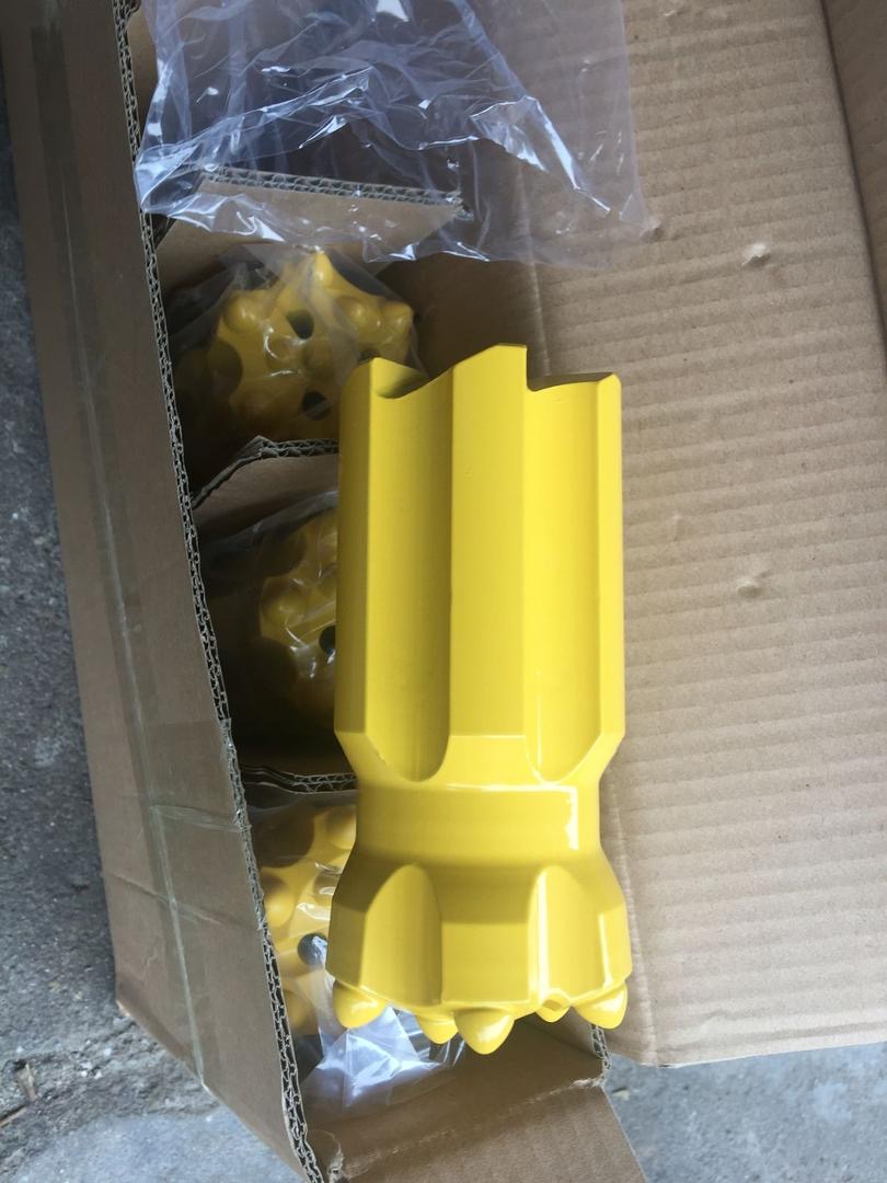 R32 Button Bits 64mm Retract